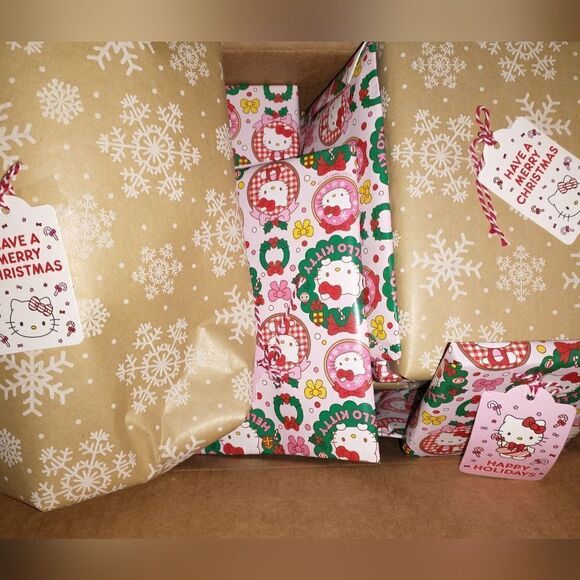 Hello Kitty 12 Days of Surprises - Picture 1 of 1